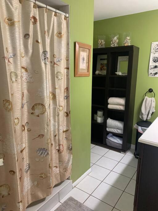 One Bed Suite Near Beaches And Downtown סרסוטה מראה חיצוני תמונה